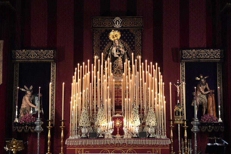 altar triduo virgen